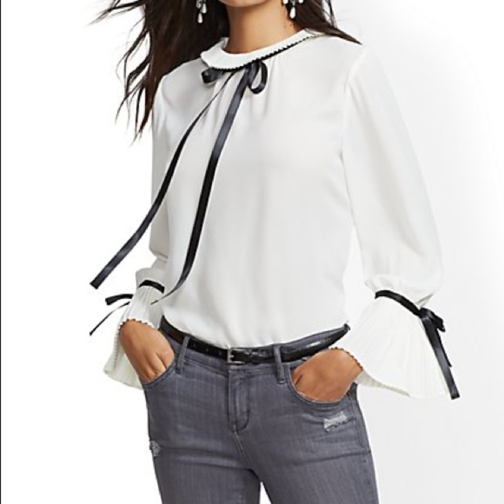 New York and Company Blouse - Picture 2 of 4